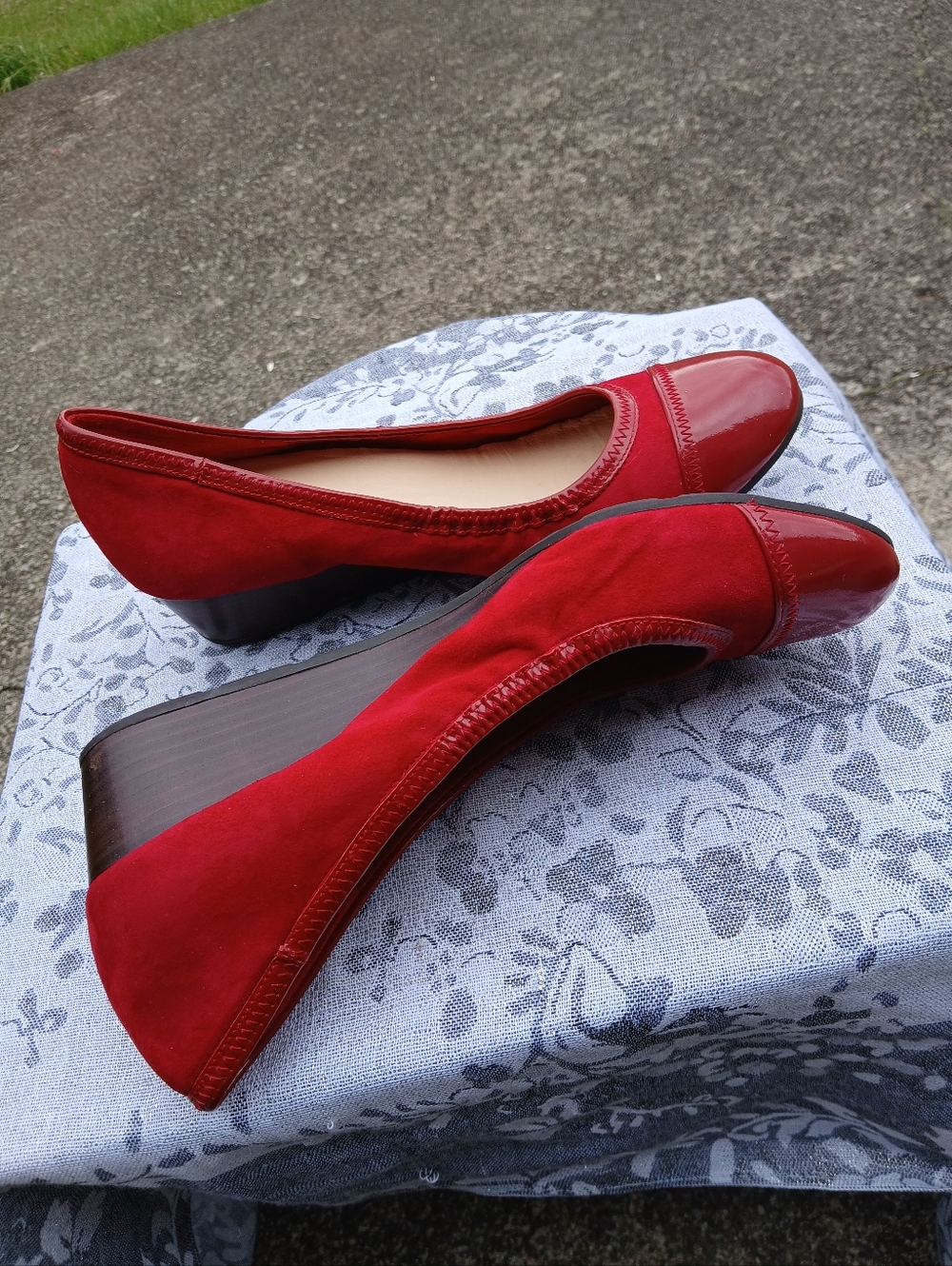 Nike-Cole Haan Red Suede & Patent Cap-Toe Ballet Flats - Picture 4 of 11